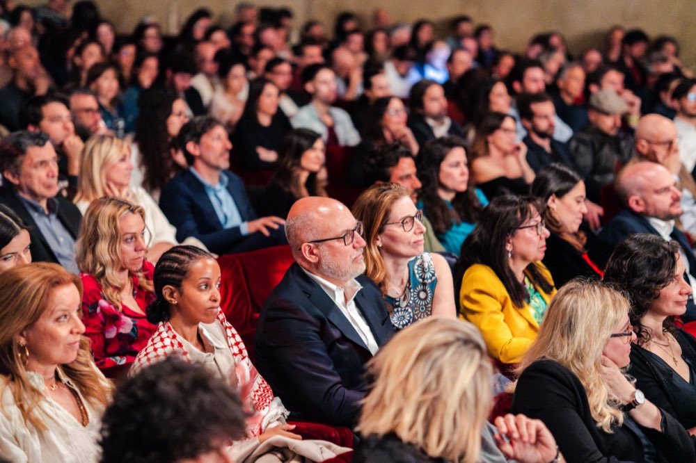 Il pubblico in sala alla cerimonia di IlPod
