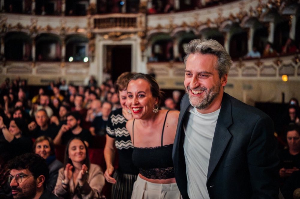 La sala del Teatro Municipale durante la premiazione